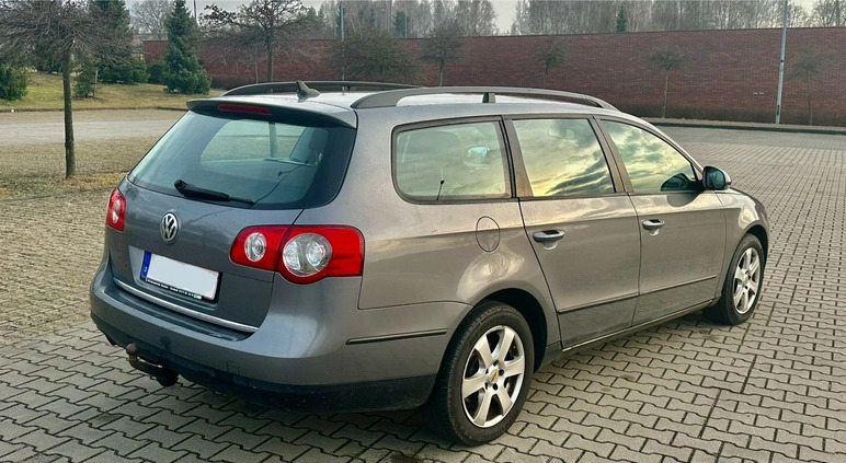 Volkswagen Passat cena 16900 przebieg: 183000, rok produkcji 2006 z Częstochowa małe 232